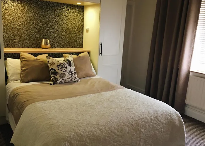 Abbeyvilla Only Adare